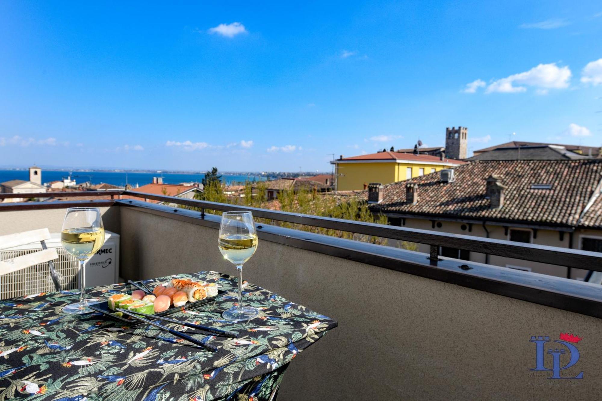 Desenzanoloft Official Partner Marriott Homes & Villas - Smiling In Desenzano Lake View Desenzano del Garda Exterior photo